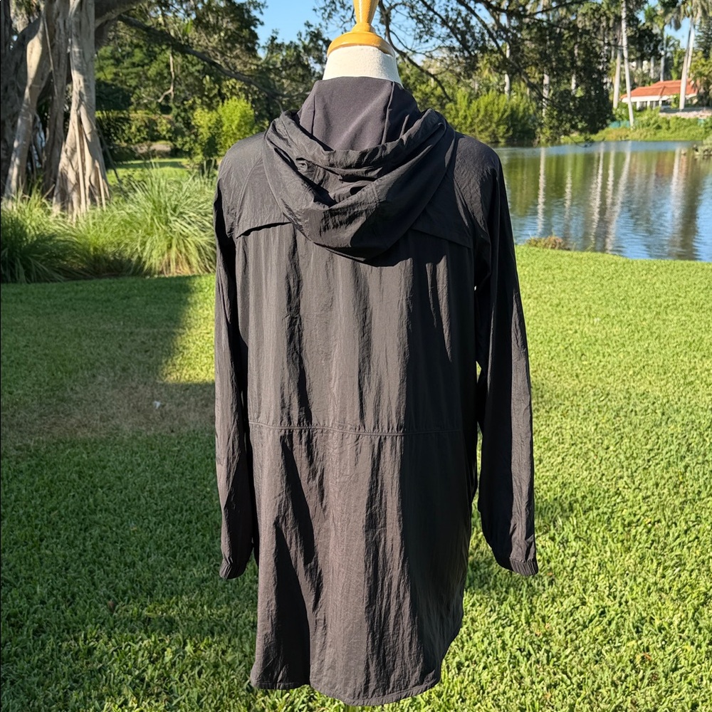 lululemon athletica Black Hooded Jacket - Picture 4 of 7